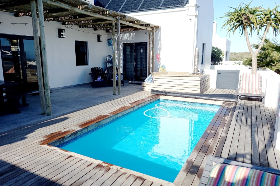 4 Bedroom Property for Sale in Jacobsbaai Western Cape